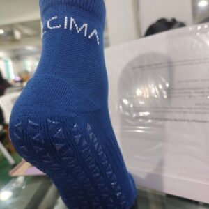 Nova Mid-Crew Grip Socks